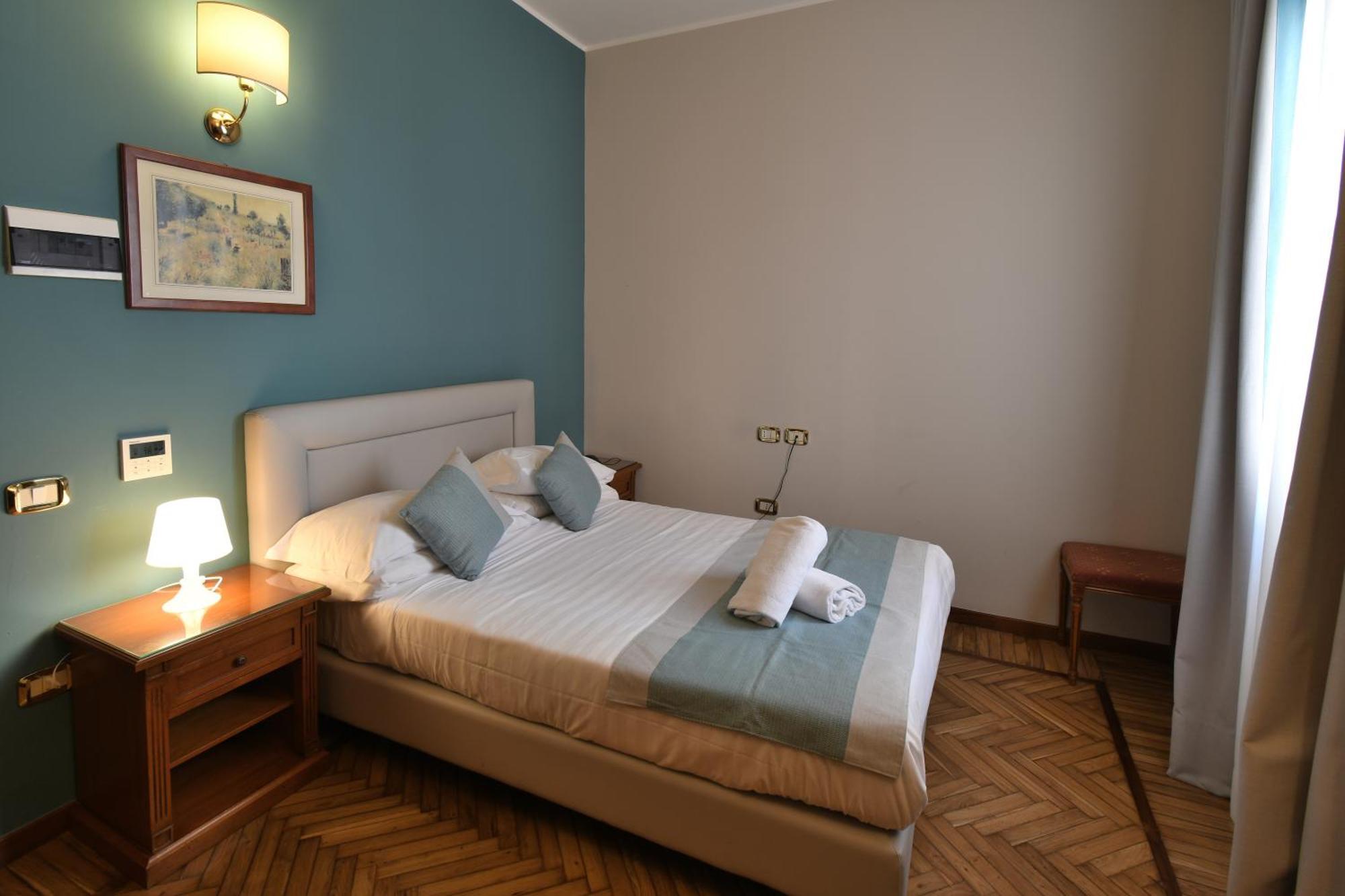 Hotel Cavour Rapallo Exterior photo