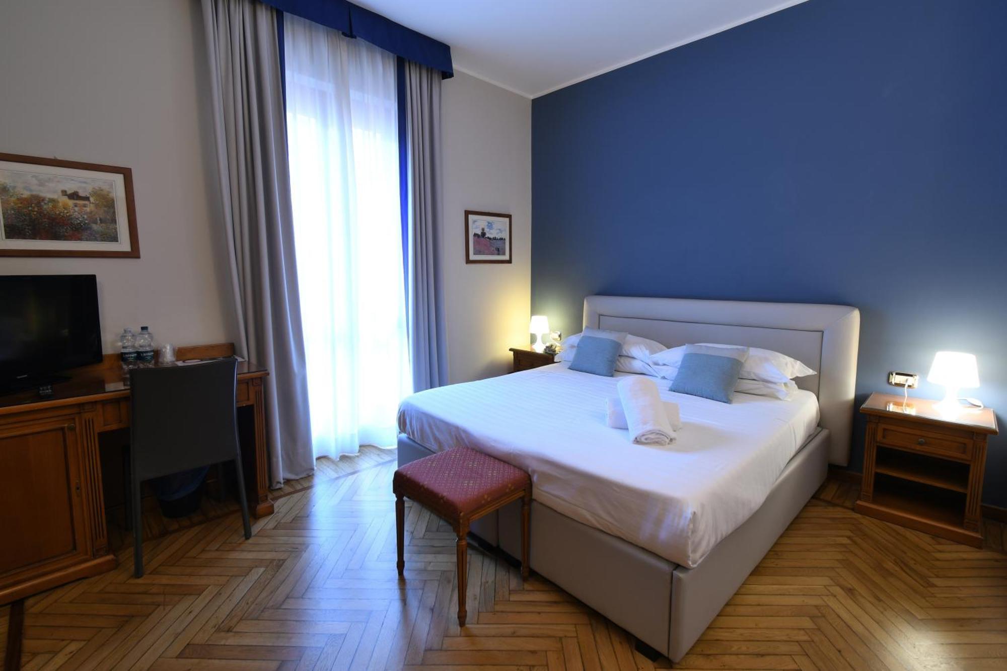 Hotel Cavour Rapallo Exterior photo